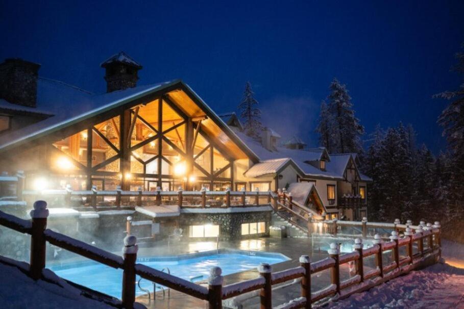 פרני Lizard Creek Lodge מראה חיצוני תמונה